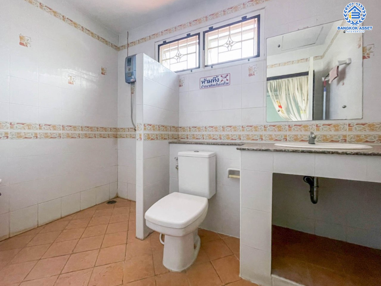 *****ทาวน์เฮ้าส์มือสองย่านนนทบุรี ม.เจ้าพระยา รัตนาธิเบศร์ หลังมุม เนื้อที่ 46.90 ตร.ว. มาพร้อมฟังก์ชัน 2 ห้องนอน 2 ห้องน้ำ บ้านพร้อมเข้าอยู่พื้นที่เยอะบนทำเลดีที่สุด เชื่อมต่อหลายเส้นทาง เพียง 5 นาทีถึง MRT สายสีม่วง "สถานีบางพลู" ใกล้จุดขึ้นทางด่วน "กาญจนาภิเษก"